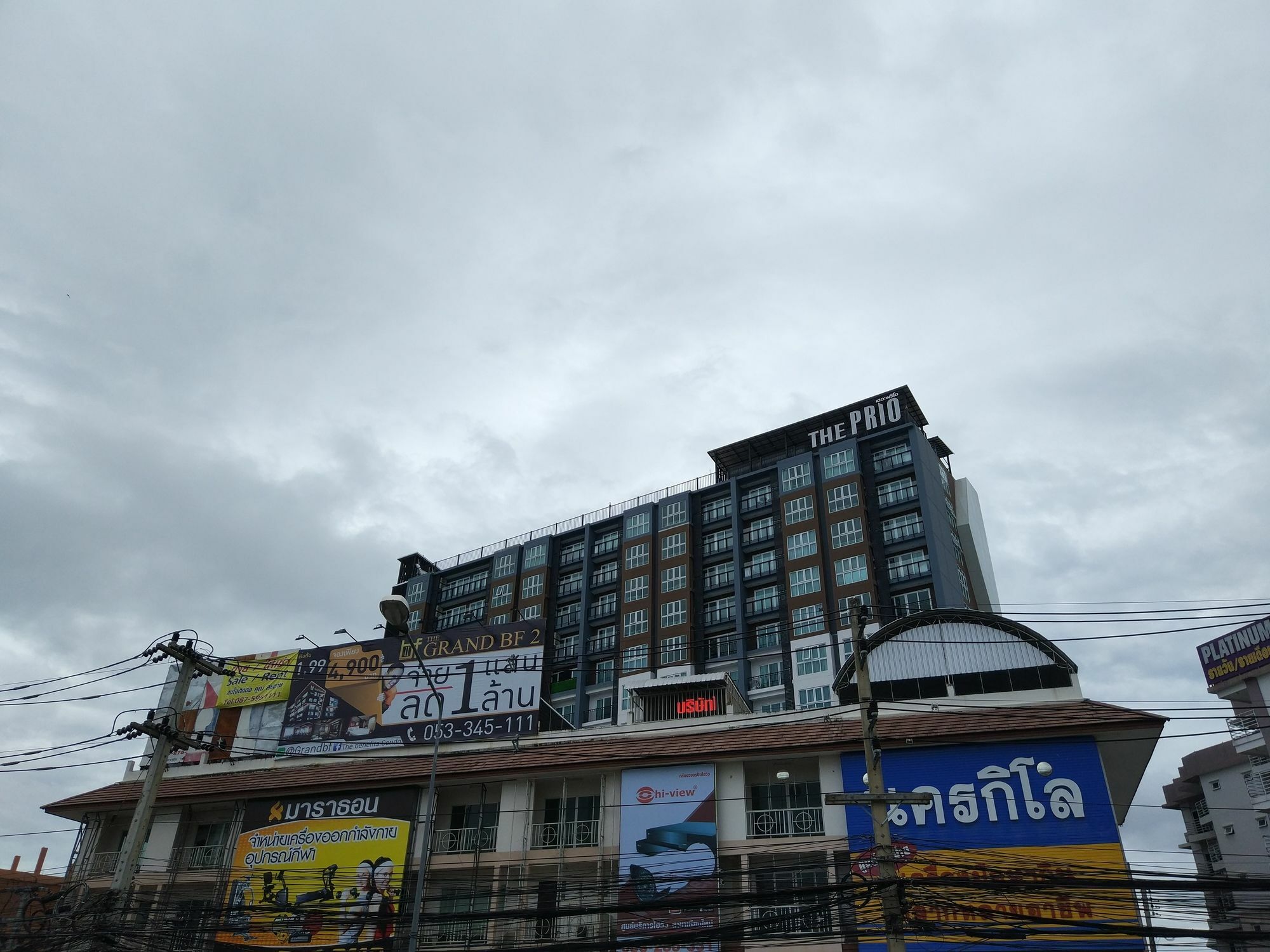 Locals Prio Chiangmai Central Airport Plaza Chiang Mai Bagian luar foto